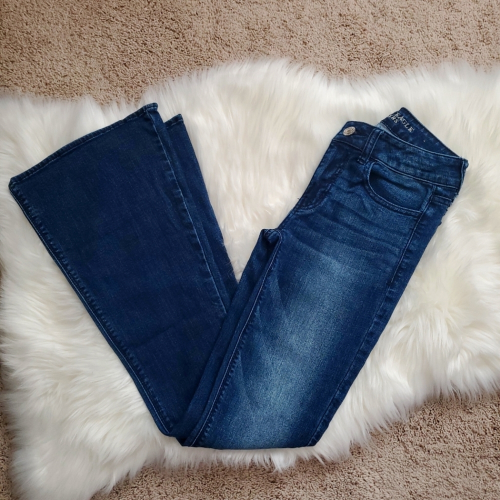 AEO HI RISE Artist flare jeans